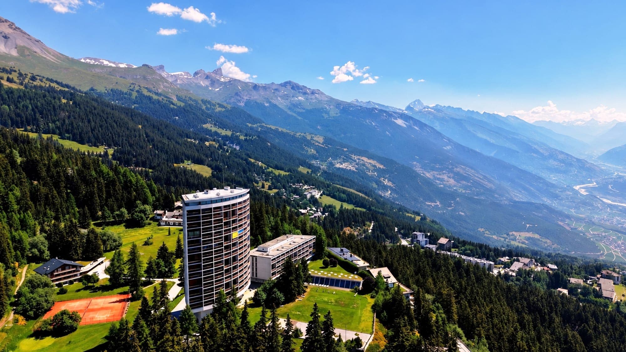 Duplex 3½ pces Ski in&out à la Tour de Super-Crans – Vue panoramique & service hôtelier — 3963 Crans-Montana
