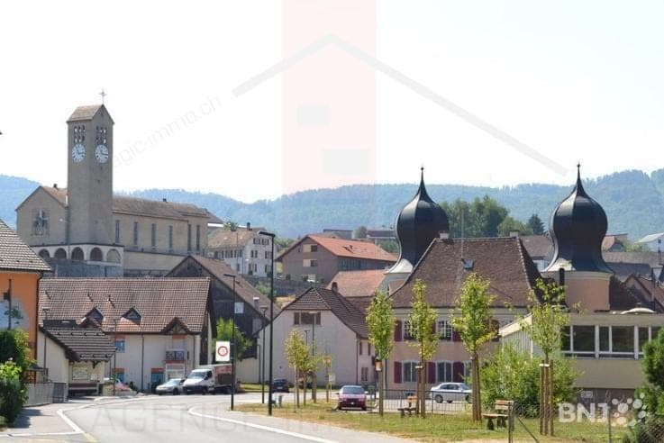 Maison à vendre de 2 appartements à Fontenais — 2902 Fontenais