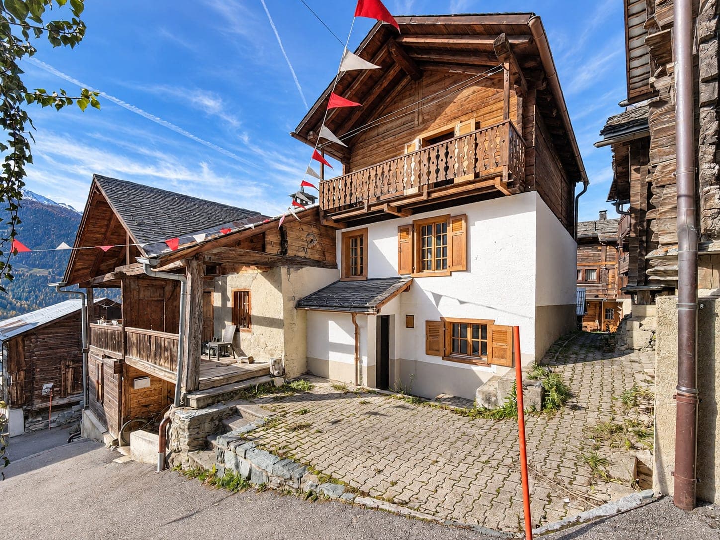 Chalet à rénover – L'âme d'une grange alpine à Sarreyer — 1947 Sarreyer
