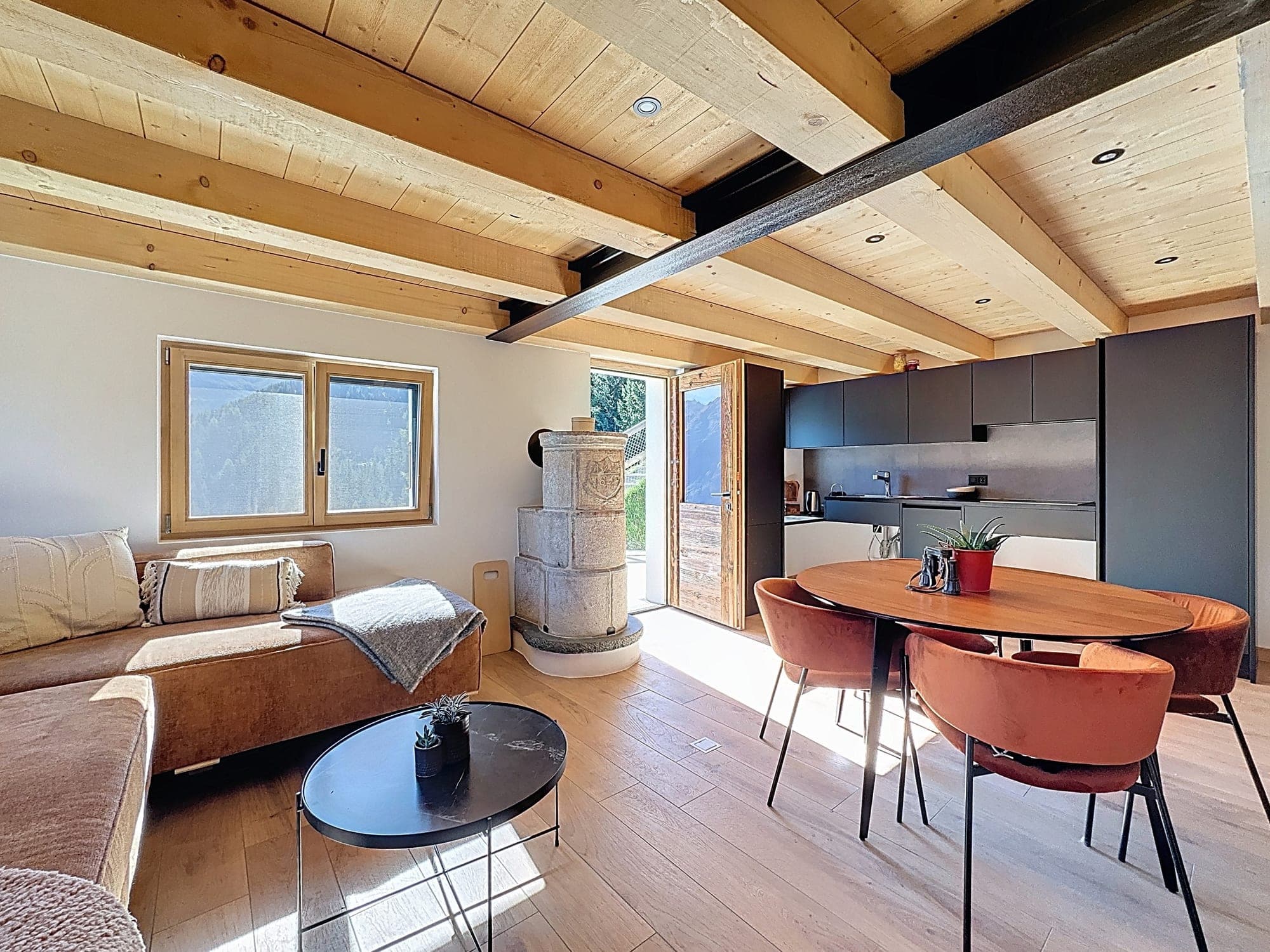 Chalet de charme au cœur des pistes de Bruson — 1934 Bruson