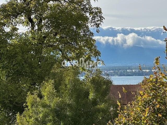Centre du Village " Vue Lac et Vignes" — 1247 Anières