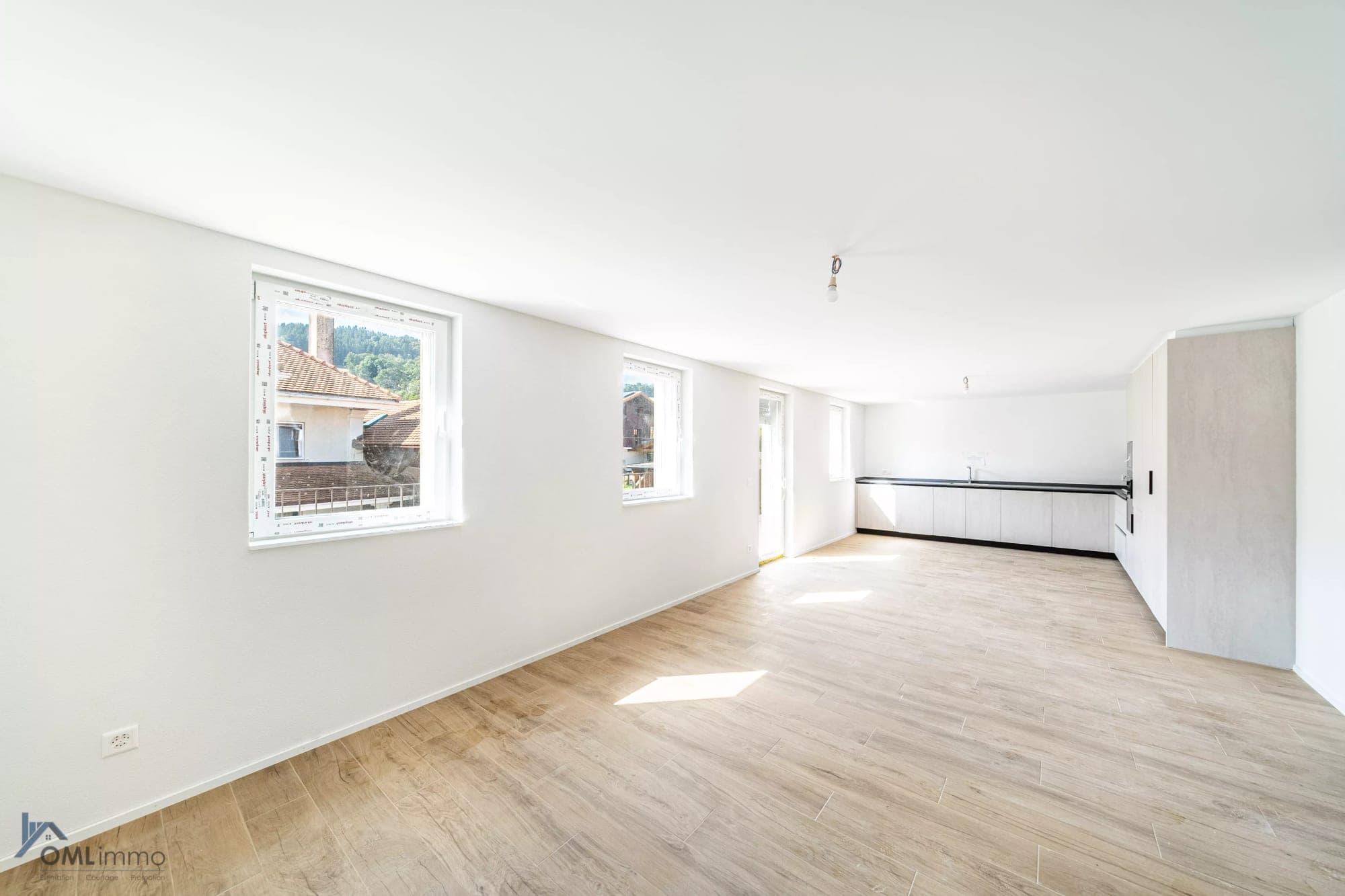 Villarsiviriaux - Surface de 152 m2, balcon de 50 m2 crédit dès 1,30% sur 10 ans — 1694 Villarsiviriaux
