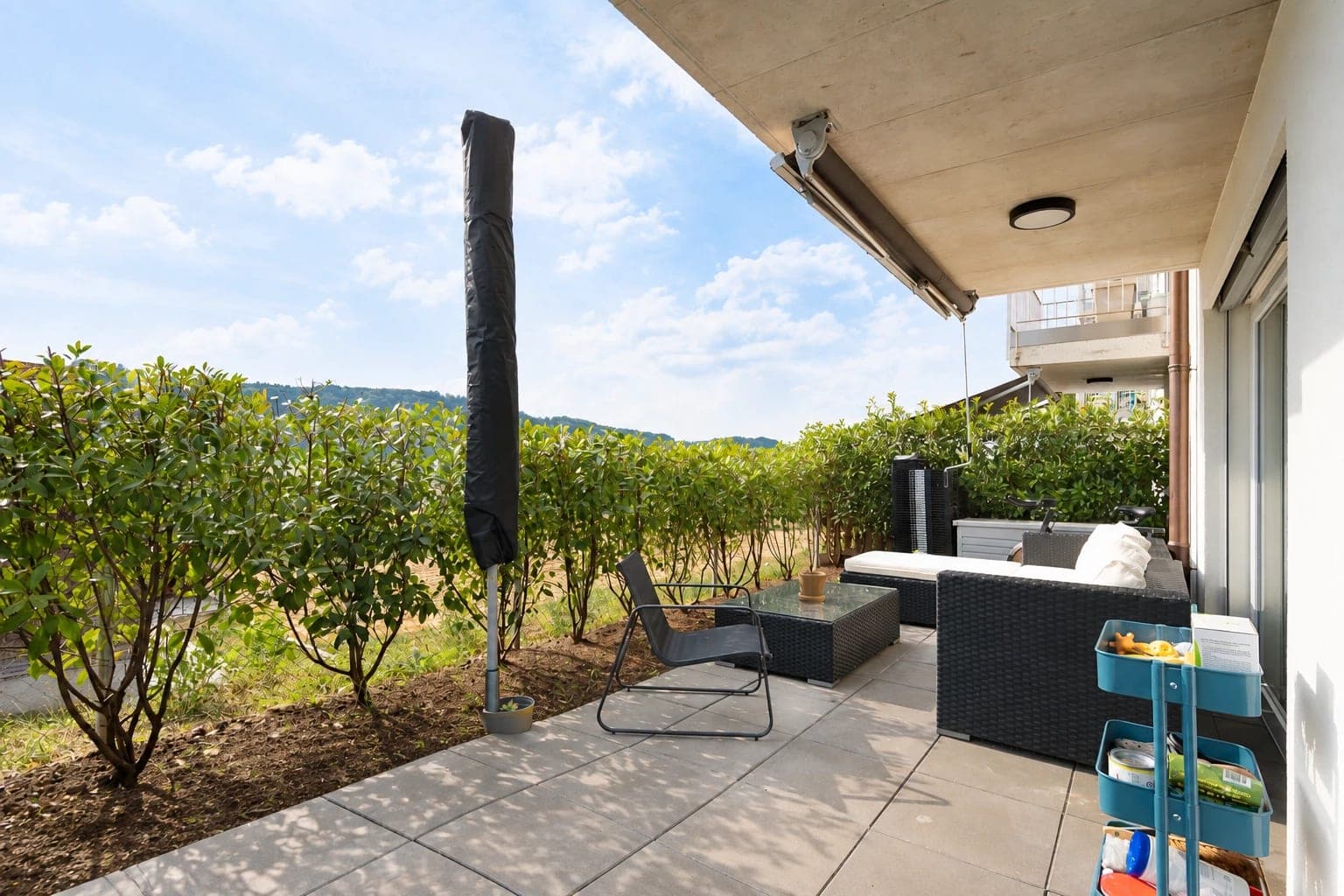 Promasens - Appartement 3,5 pièces avec terrasse et jardin — 1673 Promasens
