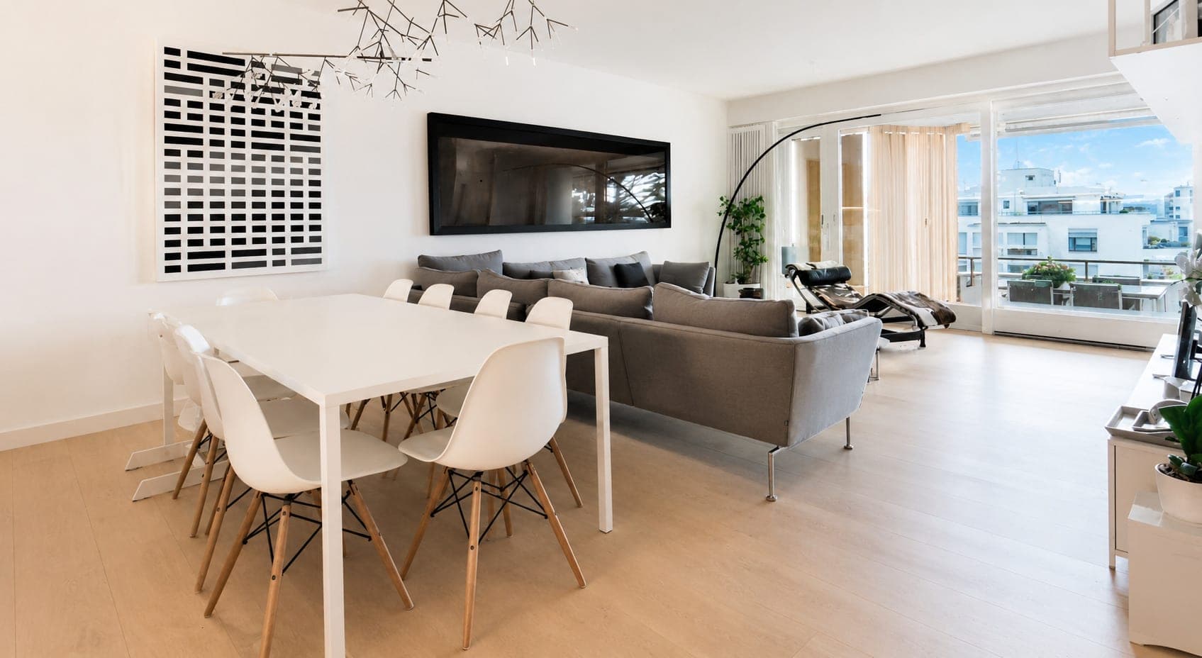 RARE A GENEVE APPARTEMENT FAMILIAL AU COEUR DE FLORISSANT — 1206 Genève