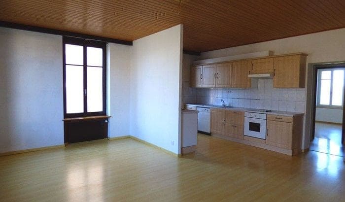 Bonfol - Appartement de 4,5 pièces, et 100 m2 au 2ème étage — Bonfol