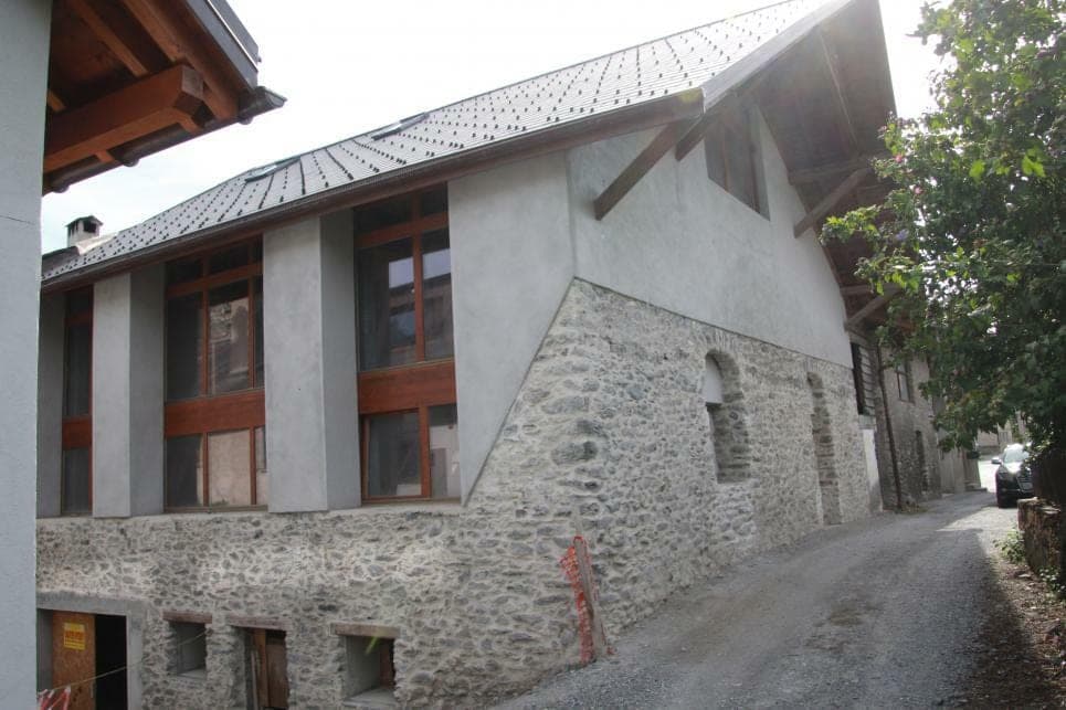BNB dans maison villageoise avec possibilité d'exploiter 7 chambres — 1955 Chamoson